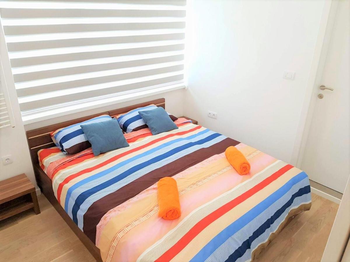 Modern Apartment In The City Center- Best Location Sarajevo Bagian luar foto
